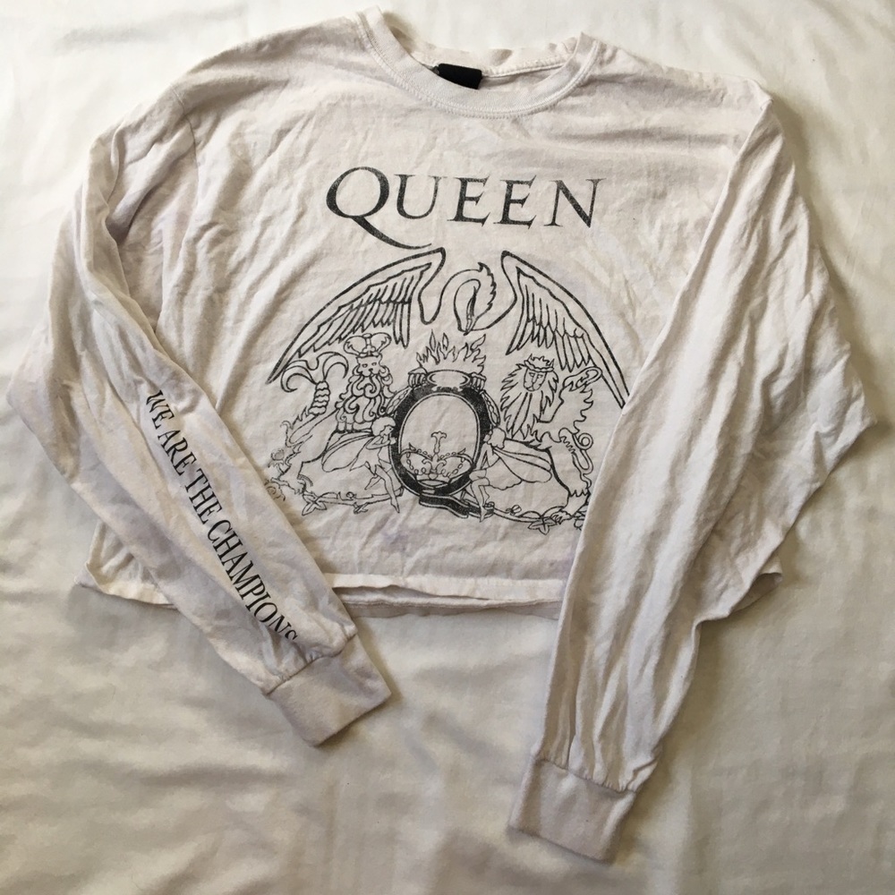 White Crop Top Queen Shirt
